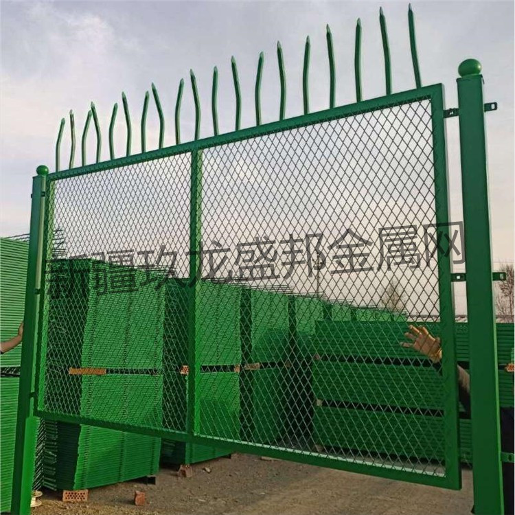 喀什地浸塑护栏网